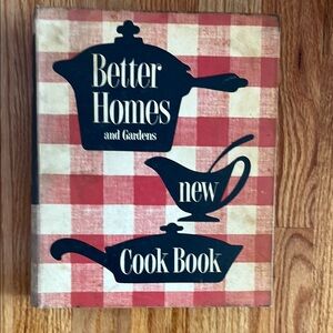 Better Homes And Gardens Red and White Kitchen Cookbook